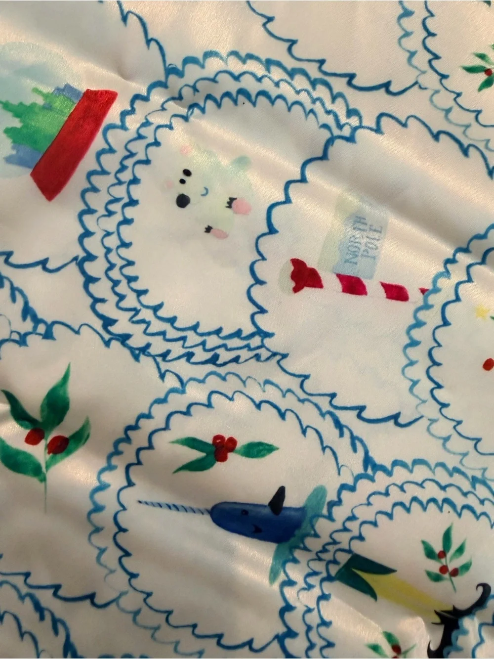 Kitsch Elf Satin Pillowcase with zipper for skin & hair | Standard size NWT